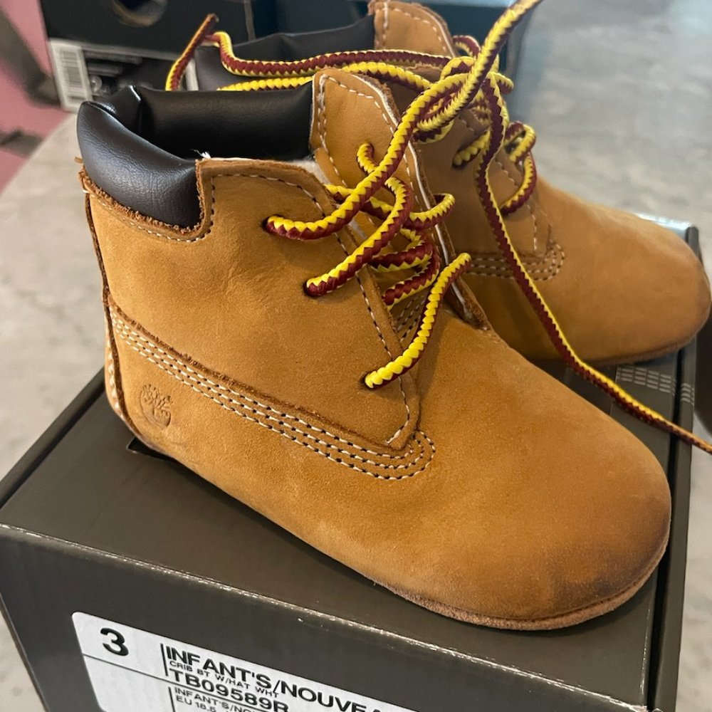 Timberland Infant Crib Booties Size 3